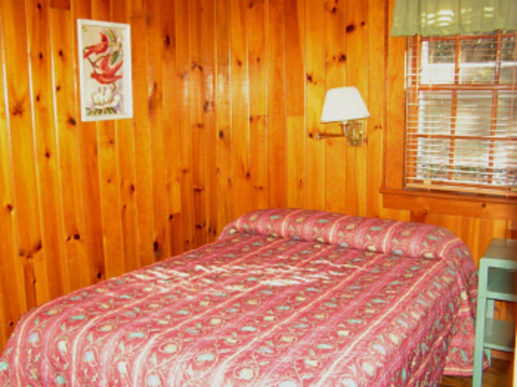 Cabins At Twinbrook Resort Maggie Valley Ngoại thất bức ảnh