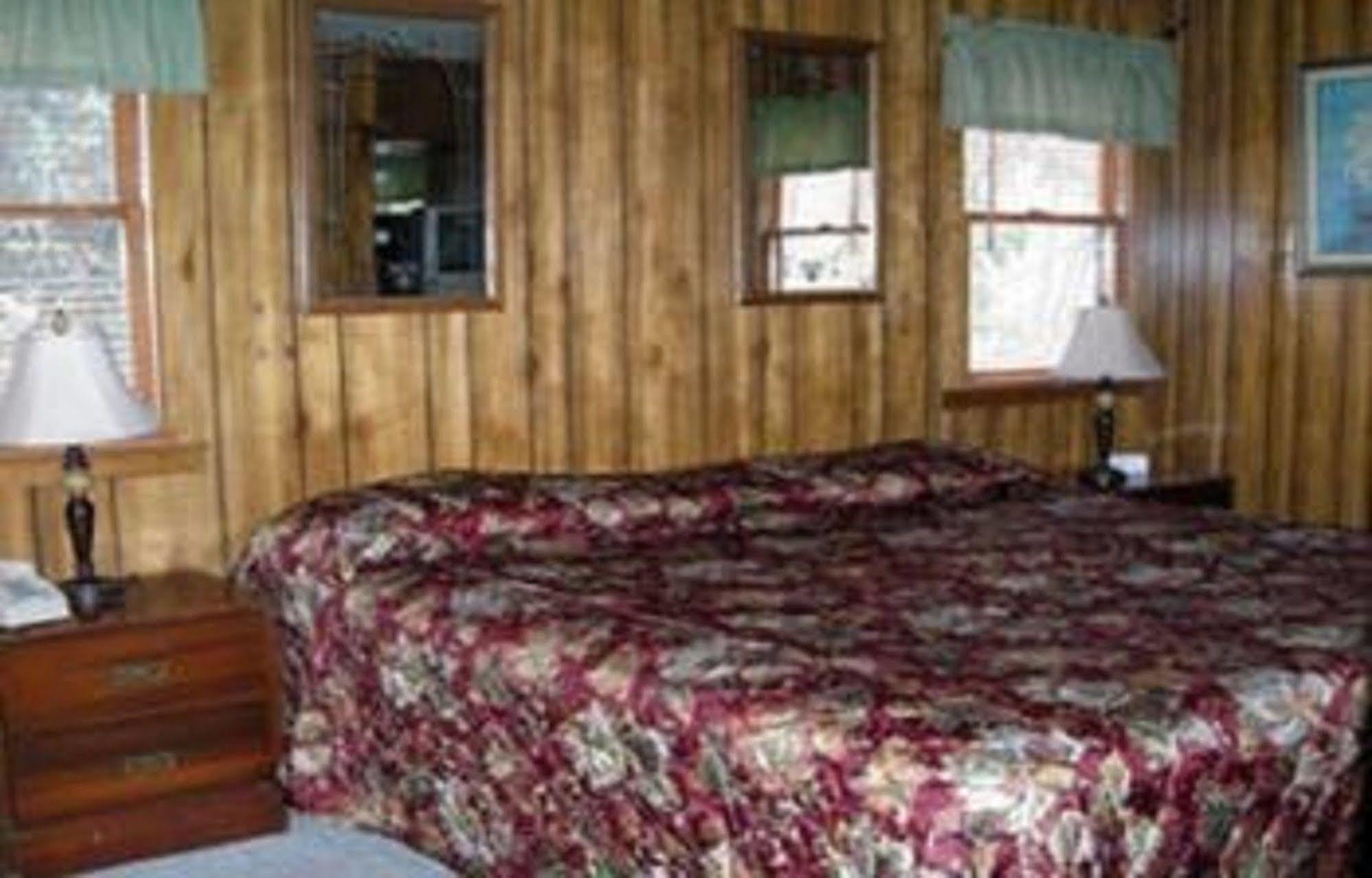 Cabins At Twinbrook Resort Maggie Valley Ngoại thất bức ảnh